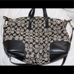 Large Coach Shoulder Bag/ Tote (barely used)